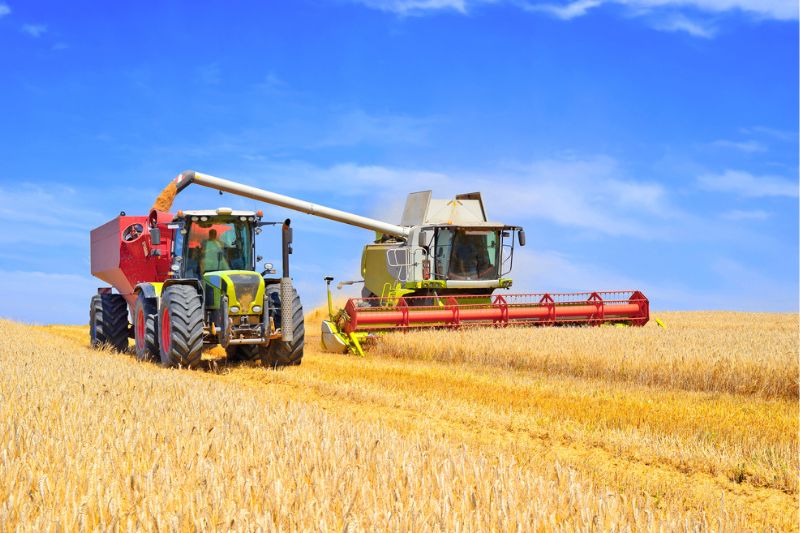 MAQUINA AGRICOLA